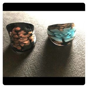 Glass rings set of 2